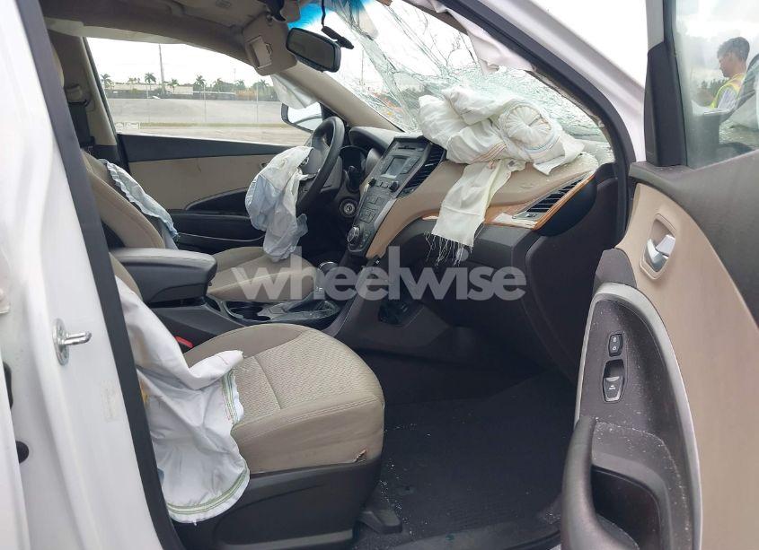 Photo 5 of 2015 Hyundai Santa FE SPORT 2.4L (VIN 5XYZU3LB6FG241994)