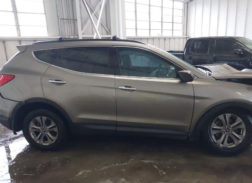 Photo 13 of 2016 Hyundai Santa FE SPORT 2.4L (VIN 5XYZU3LB6GG347167)