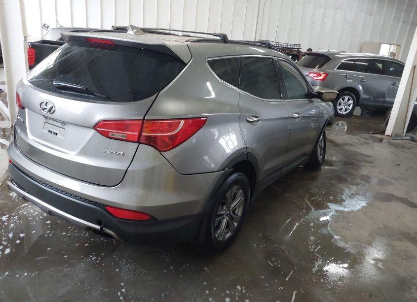 Photo 4 of 2016 Hyundai Santa FE SPORT 2.4L (VIN 5XYZU3LB6GG347167)
