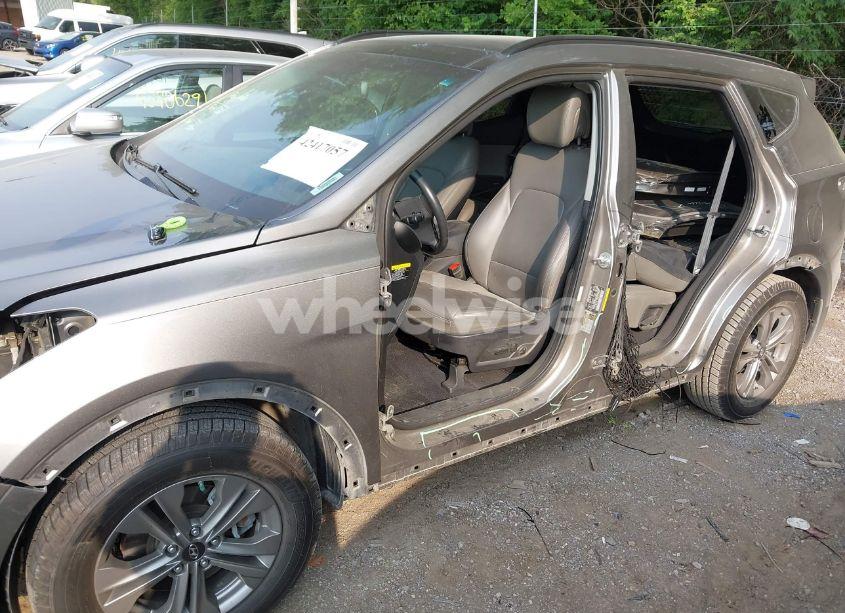 Photo 6 of 2016 Hyundai Santa FE SPORT 2.4L (VIN 5XYZU3LB6GG352451)