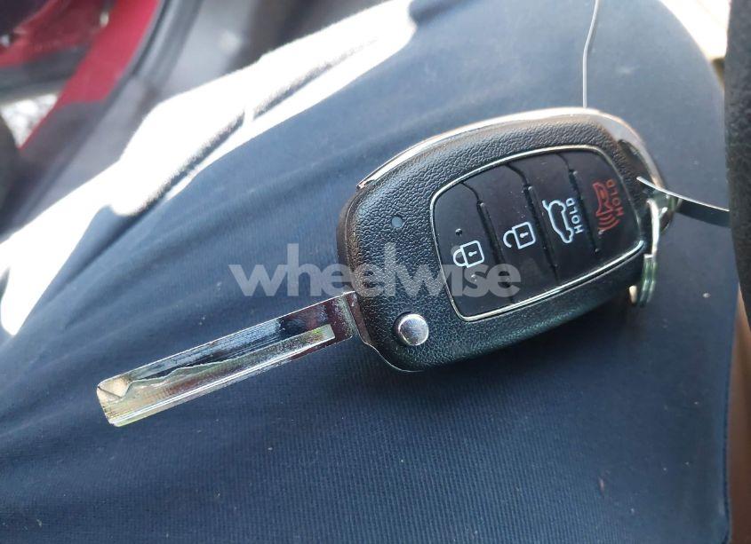 Photo 11 of 2017 Hyundai Santa FE SPORT 2.4L (VIN 5XYZU3LB6HG381191)