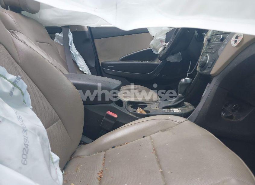 Photo 5 of 2017 Hyundai Santa FE SPORT 2.4L (VIN 5XYZU3LB6HG484935)