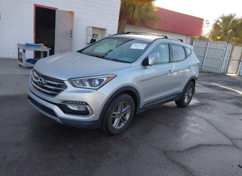 Photo 2 of 2018 Hyundai Santa FE SPORT 2.4L (VIN 5XYZU3LB6JG544489)