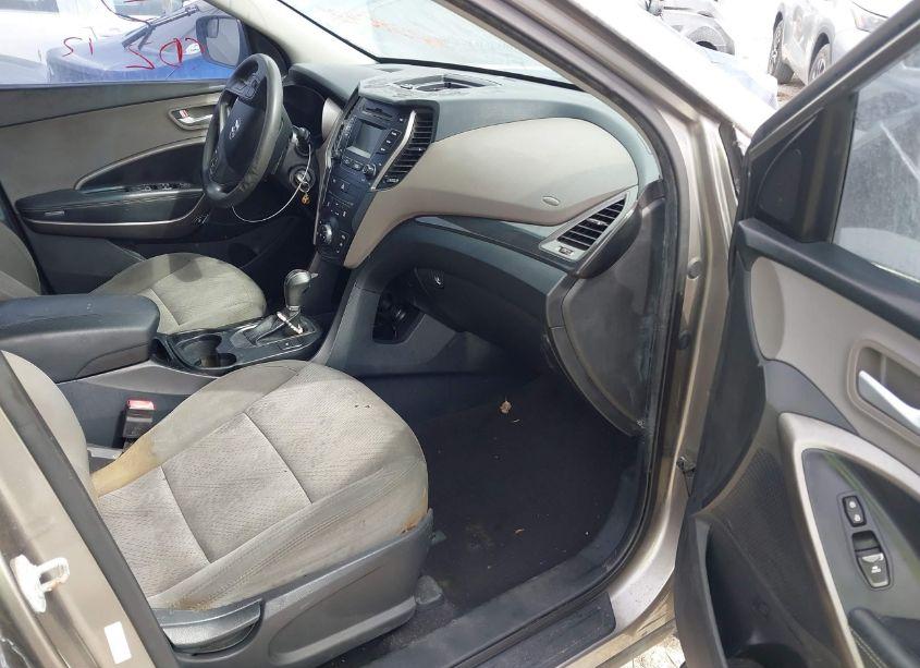 Photo 5 of 2016 Hyundai Santa FE SPORT 2.4L (VIN 5XYZU3LB7GG313822)