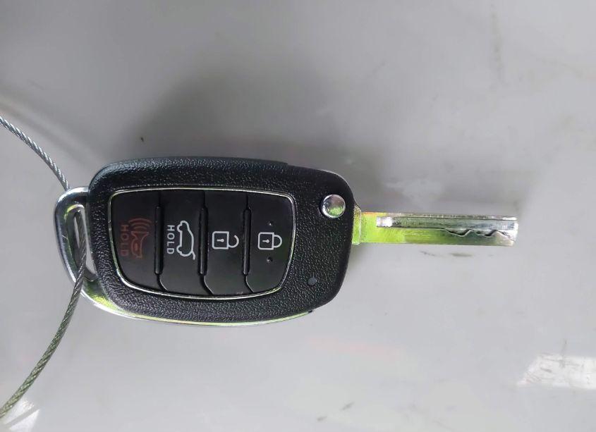 Photo 11 of 2017 Hyundai Santa FE SPORT 2.4L (VIN 5XYZU3LB7HG383970)