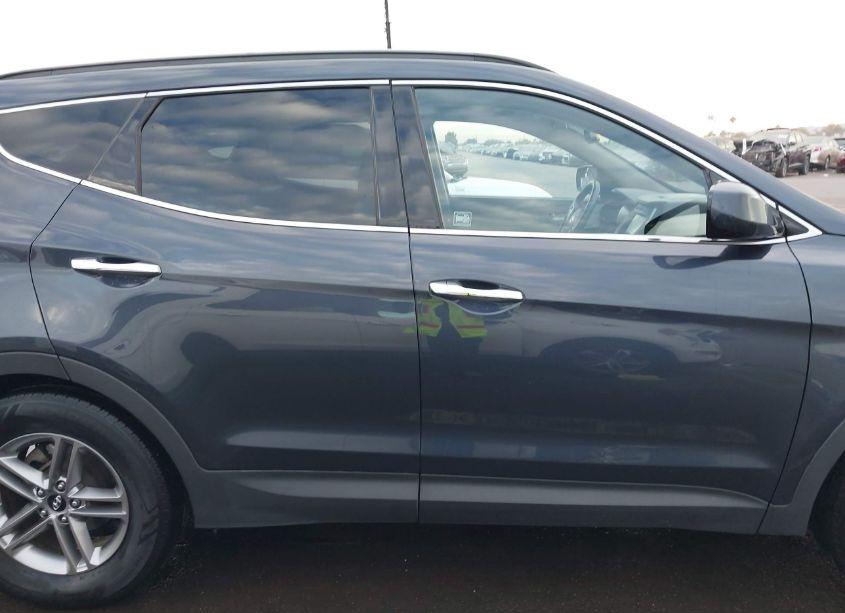 Photo 13 of 2017 Hyundai Santa FE SPORT 2.4L (VIN 5XYZU3LB7HG383970)