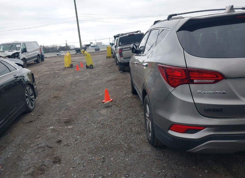 Photo 4 of 2017 Hyundai Santa FE SPORT 2.4L (VIN 5XYZU3LB7HG390272)