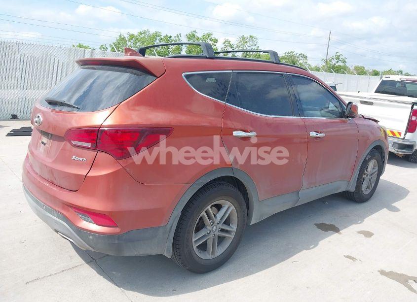 Photo 4 of 2018 Hyundai Santa FE SPORT 2.4L (VIN 5XYZU3LB7JG508777)
