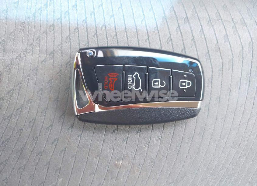 Photo 11 of 2018 Hyundai Santa FE SPORT 2.4L (VIN 5XYZU3LB7JG529287)