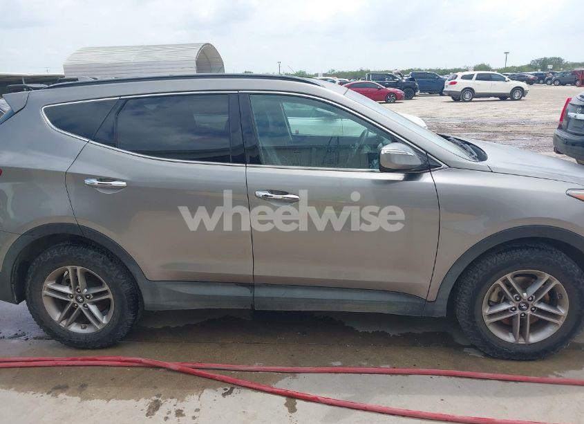 Photo 13 of 2018 Hyundai Santa FE SPORT 2.4L (VIN 5XYZU3LB7JG529287)