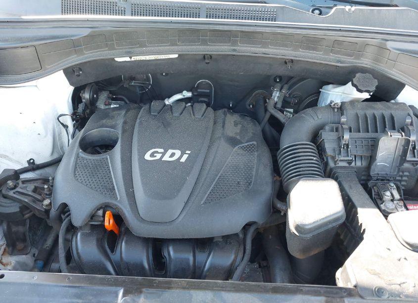 Photo 10 of 2013 Hyundai Santa FE SPORT (VIN 5XYZU3LB8DG021351)