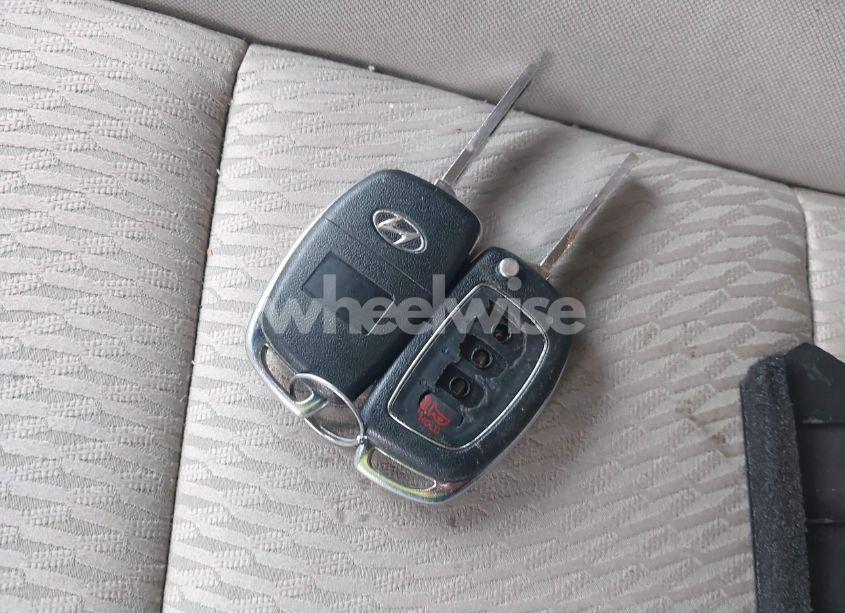 Photo 11 of 2014 Hyundai Santa FE SPORT 2.4L (VIN 5XYZU3LB8EG124898)