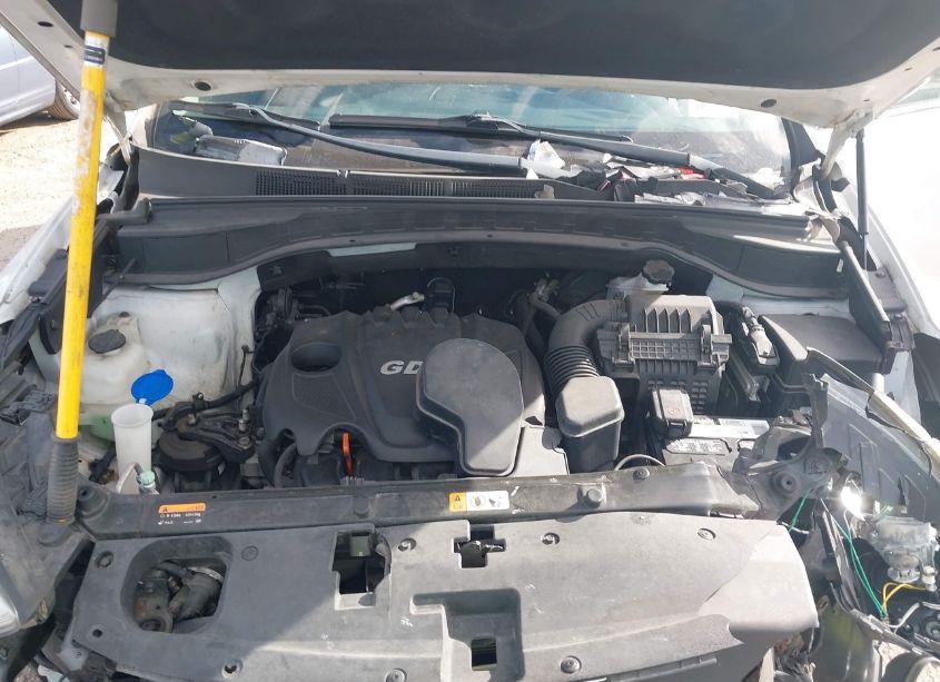 Photo 10 of 2014 Hyundai Santa FE SPORT 2.4L (VIN 5XYZU3LB8EG196622)