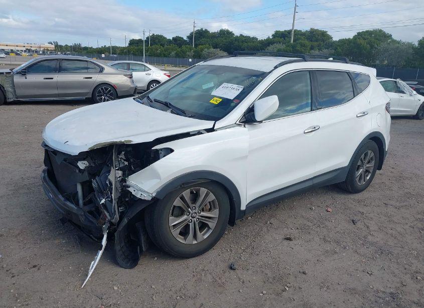 Photo 2 of 2014 Hyundai Santa FE SPORT 2.4L (VIN 5XYZU3LB8EG196622)