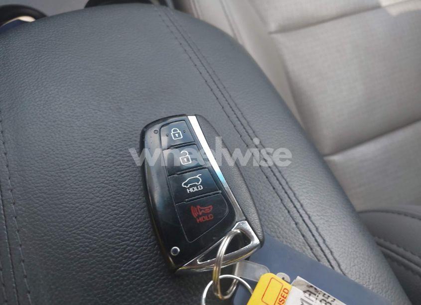 Photo 11 of 2016 Hyundai Santa FE SPORT 2.4L (VIN 5XYZU3LB8GG355982)