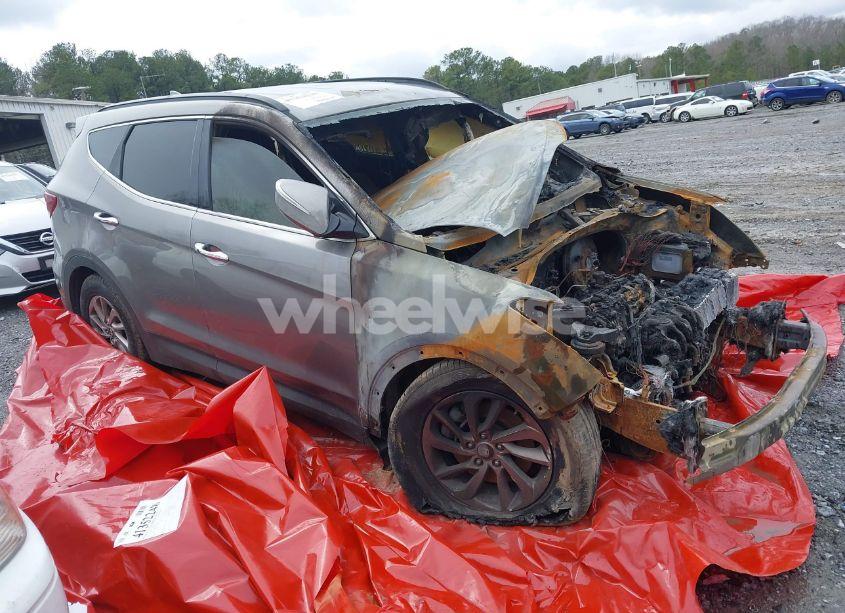 2017 Hyundai Santa FE SPORT 2.4L (VIN 5XYZU3LB8HG419004) main photo