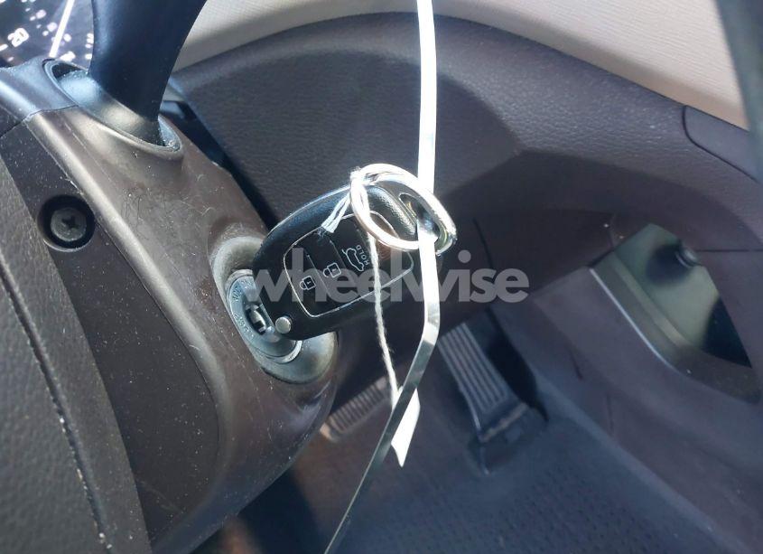 Photo 11 of 2017 Hyundai Santa FE SPORT 2.4L (VIN 5XYZU3LB8HG447224)