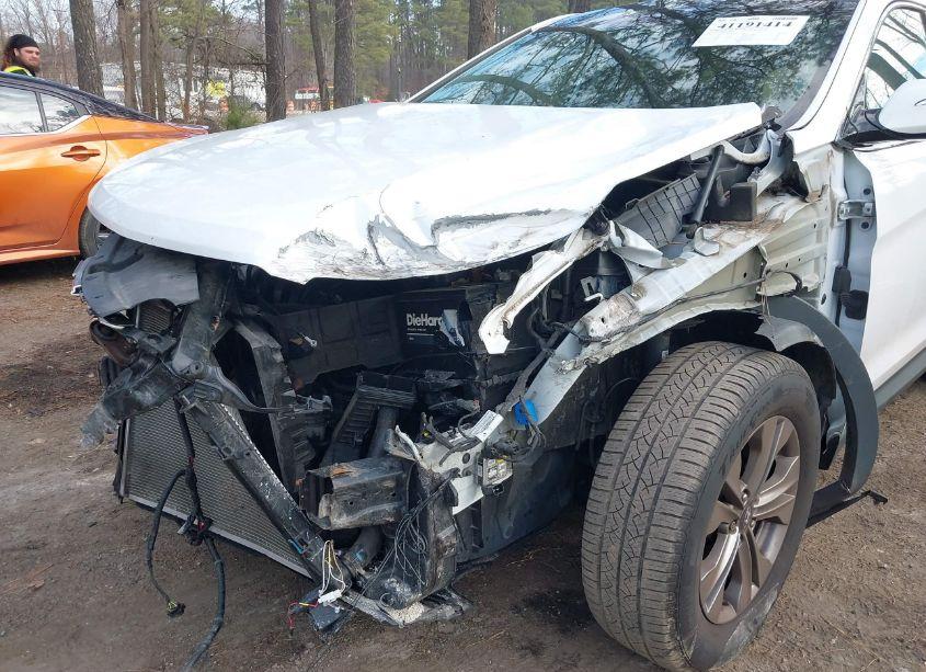 Photo 6 of 2014 Hyundai Santa FE SPORT 2.4L (VIN 5XYZU3LB9EG126305)