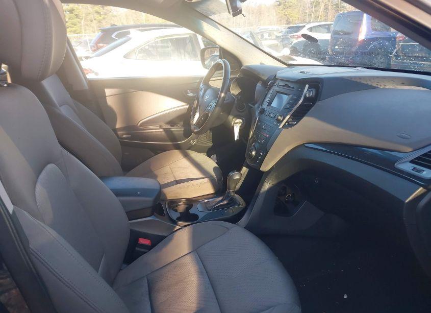 Photo 5 of 2014 Hyundai Santa FE SPORT 2.4L (VIN 5XYZU3LB9EG137367)
