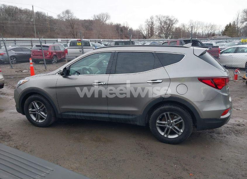 Photo 14 of 2017 Hyundai Santa FE SPORT 2.4L (VIN 5XYZU3LB9HG395831)