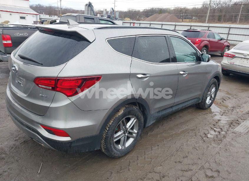 Photo 4 of 2017 Hyundai Santa FE SPORT 2.4L (VIN 5XYZU3LB9HG395831)