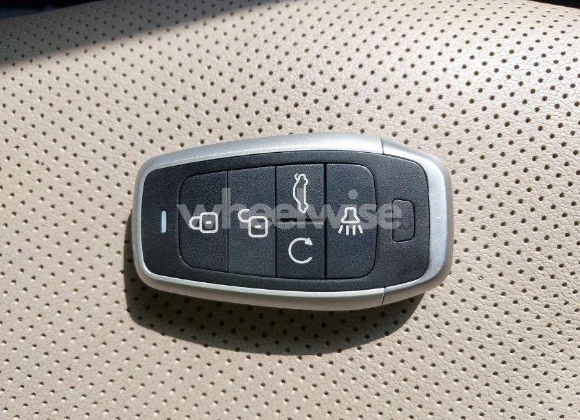 Photo 11 of 2017 Hyundai Santa FE SPORT 2.4L (VIN 5XYZU3LB9HG399166)