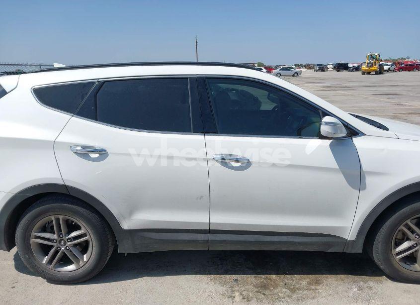 Photo 13 of 2017 Hyundai Santa FE SPORT 2.4L (VIN 5XYZU3LB9HG399166)