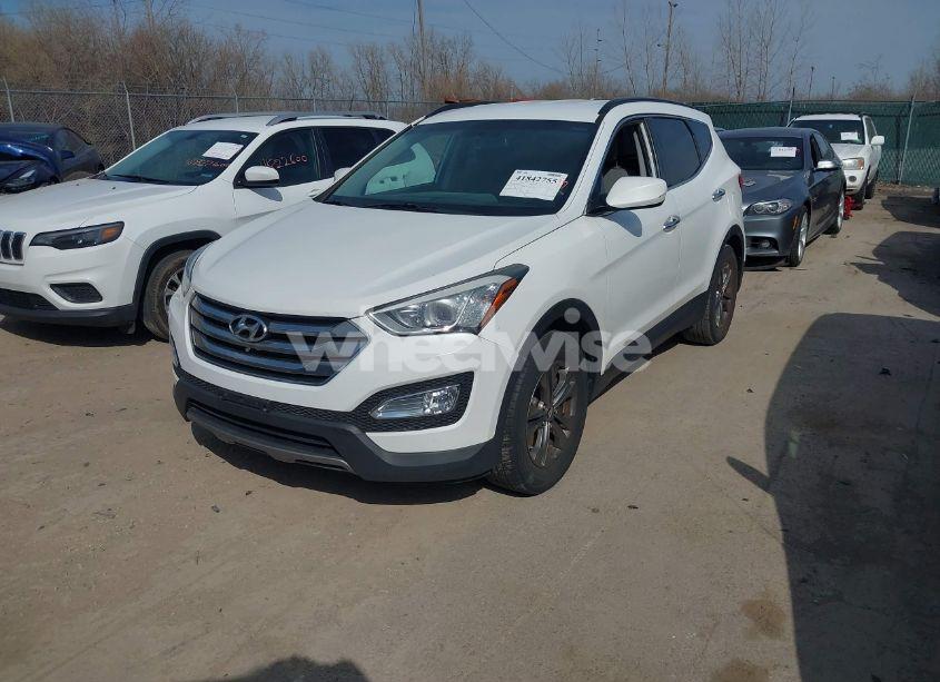 Photo 2 of 2014 Hyundai Santa FE SPORT 2.4L (VIN 5XYZU3LBXEG223156)