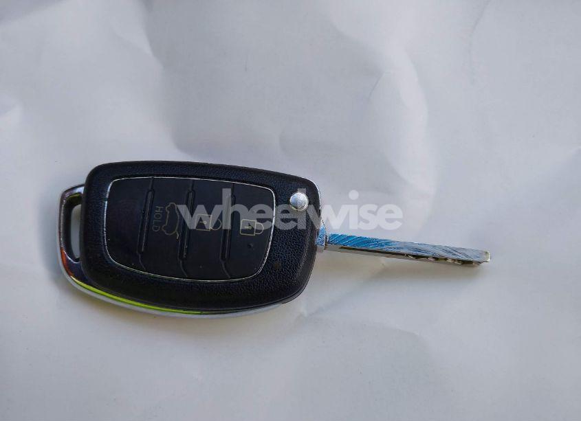 Photo 11 of 2015 Hyundai Santa FE SPORT 2.4L (VIN 5XYZU3LBXFG255445)