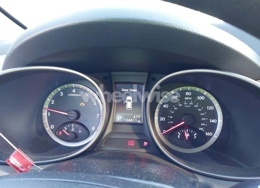 Photo 7 of 2015 Hyundai Santa FE SPORT 2.4L (VIN 5XYZU3LBXFG255445)