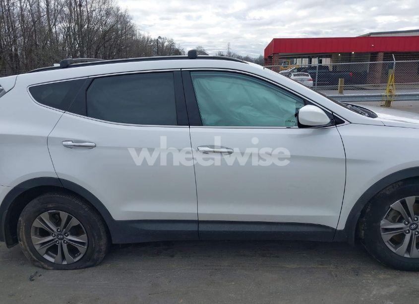 Photo 13 of 2015 Hyundai Santa FE SPORT 2.4L (VIN 5XYZU3LBXFG284752)