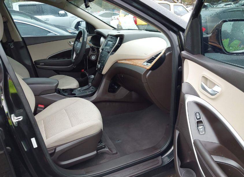 Photo 5 of 2016 Hyundai Santa FE SPORT 2.4L (VIN 5XYZU3LBXGG312972)