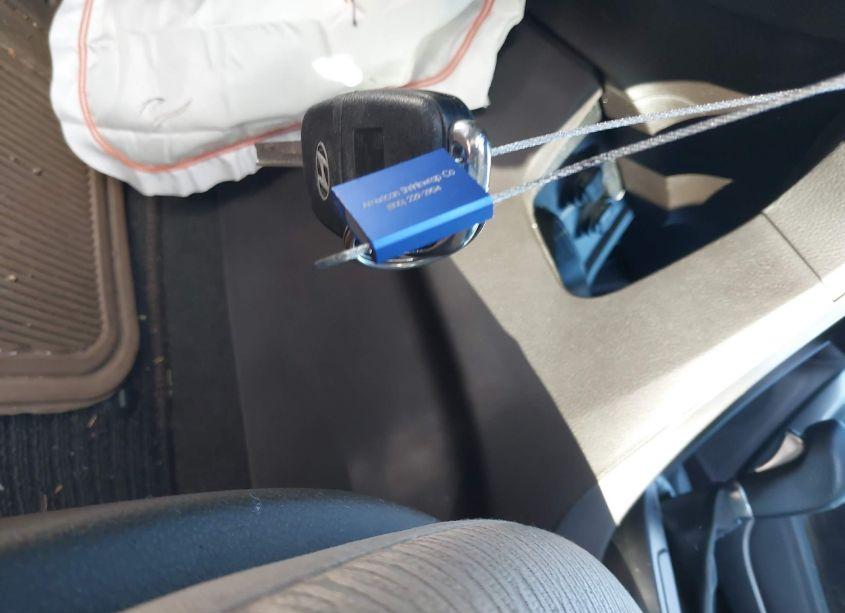 Photo 11 of 2017 Hyundai Santa FE SPORT 2.4L (VIN 5XYZU3LBXHG386152)