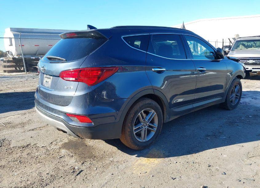 Photo 4 of 2017 Hyundai Santa FE SPORT 2.4L (VIN 5XYZU3LBXHG386152)