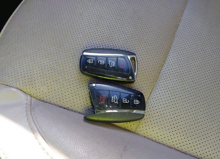 Photo 11 of 2017 Hyundai Santa FE SPORT 2.4L (VIN 5XYZU3LBXHG497610)