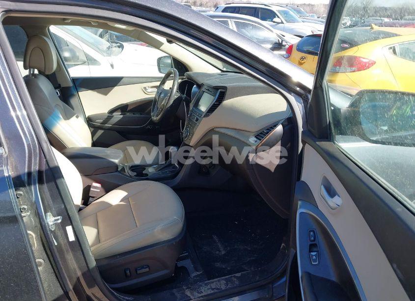 Photo 5 of 2018 Hyundai Santa FE SPORT 2.4L (VIN 5XYZU3LBXJG508191)