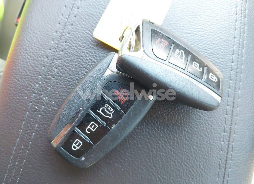 Photo 11 of 2017 Hyundai Santa FE SPORT 2.0T (VIN 5XYZU4LA1HG473886)