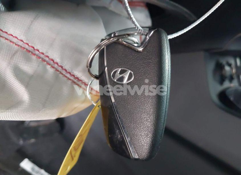 Photo 11 of 2018 Hyundai Santa FE SPORT 2.0T (VIN 5XYZU4LA9JG536741)