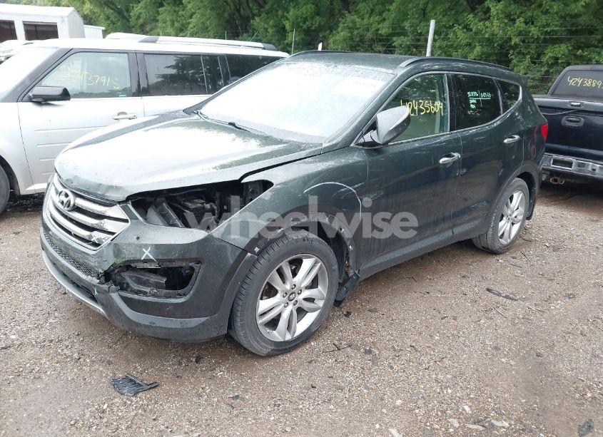 Photo 2 of 2013 Hyundai Santa FE SPORT 2.0T (VIN 5XYZUDLA4DG108645)