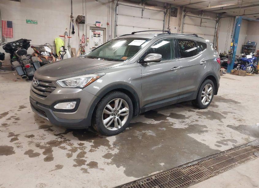 Photo 2 of 2013 Hyundai Santa FE SPORT 2.0T (VIN 5XYZUDLA4DG113473)