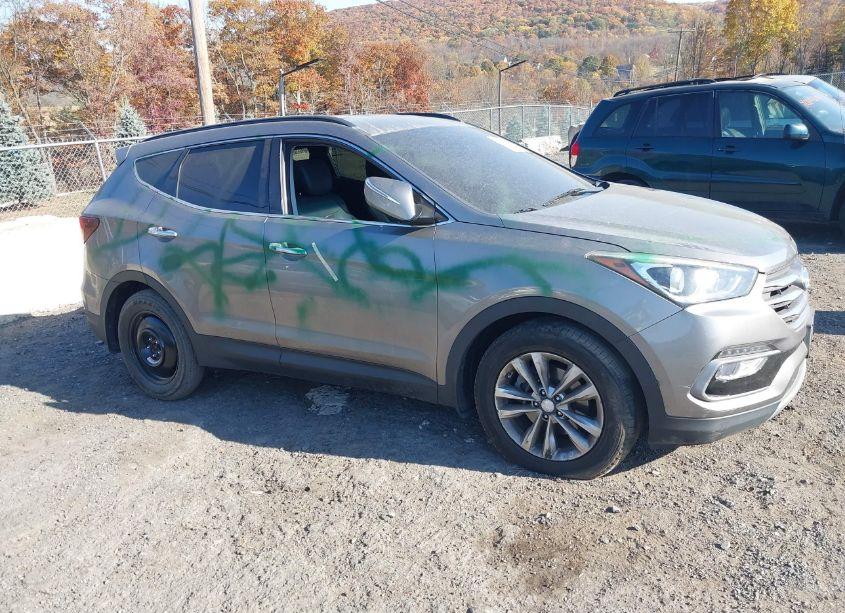 2018 Hyundai Santa FE SPORT 2.0T (VIN 5XYZUDLA5JG549437) main photo