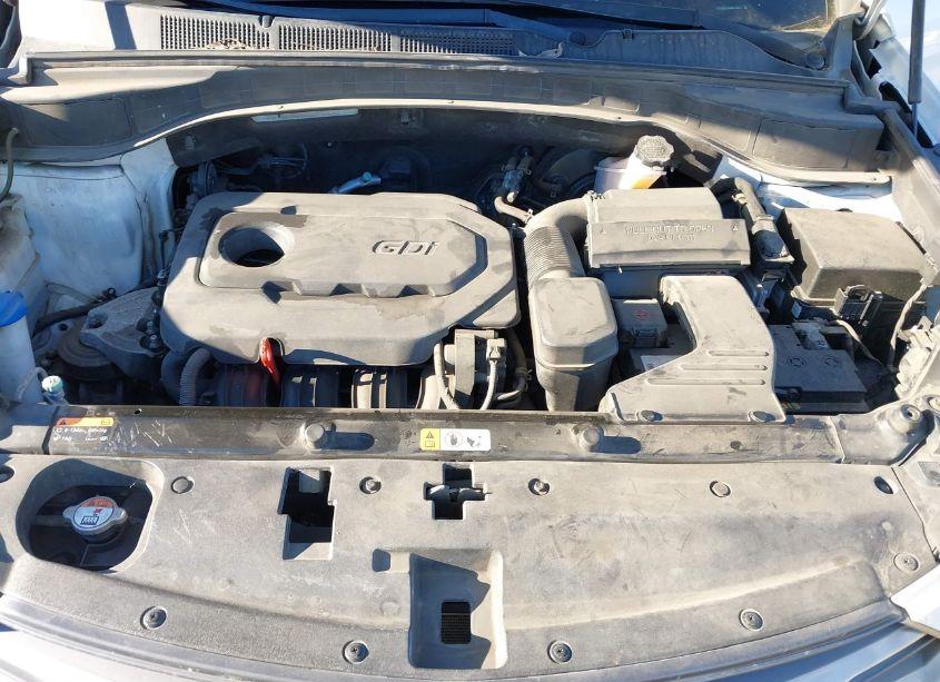 Photo 10 of 2017 Hyundai Santa FE SPORT 2.4L (VIN 5XYZUDLB0HG421853)
