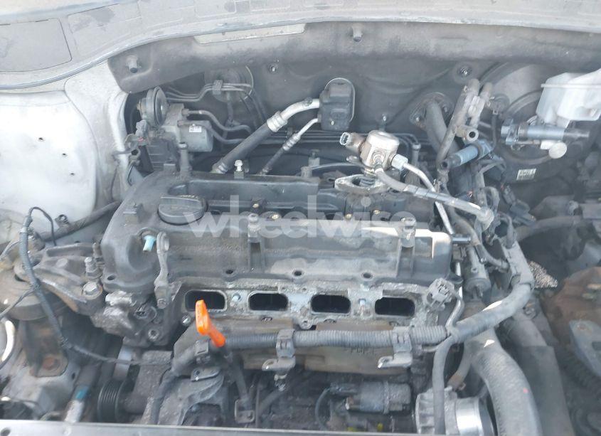 Photo 10 of 2013 Hyundai Santa FE SPORT (VIN 5XYZUDLB1DG075287)