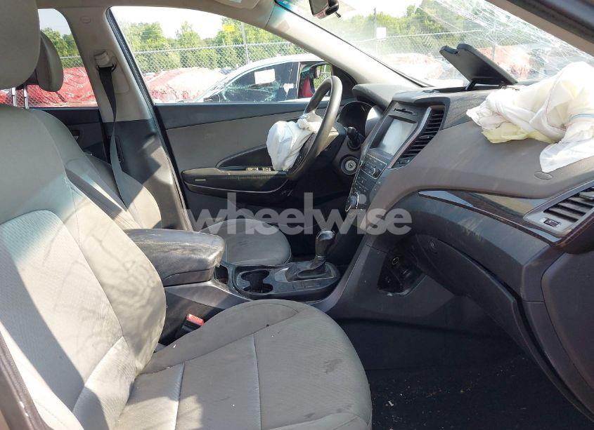 Photo 5 of 2017 Hyundai Santa FE SPORT 2.4L (VIN 5XYZUDLB1HG426673)