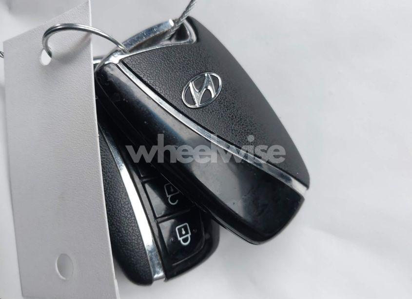 Photo 11 of 2017 Hyundai Santa FE SPORT 2.4L (VIN 5XYZUDLB1HG473864)