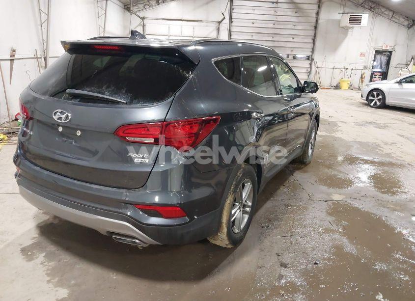 Photo 4 of 2018 Hyundai Santa FE SPORT 2.4L (VIN 5XYZUDLB1JG512703)