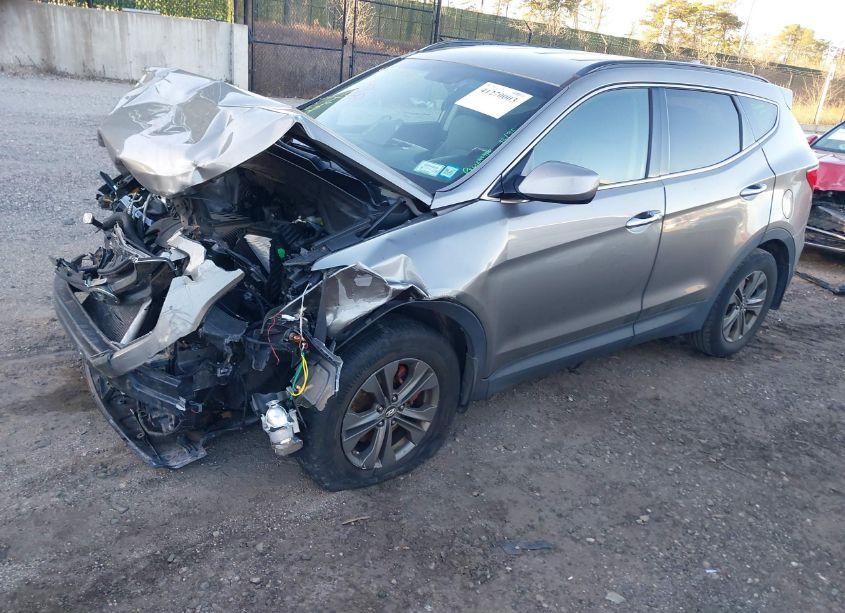 Photo 2 of 2013 Hyundai Santa FE SPORT (VIN 5XYZUDLB2DG001800)