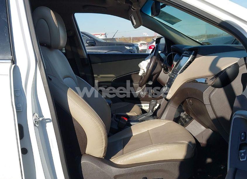 Photo 5 of 2017 Hyundai Santa FE SPORT 2.4L (VIN 5XYZUDLB3HG389738)