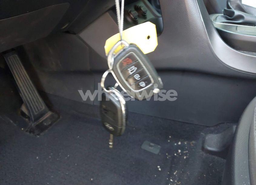 Photo 11 of 2017 Hyundai Santa FE SPORT 2.4L (VIN 5XYZUDLB3HG441370)