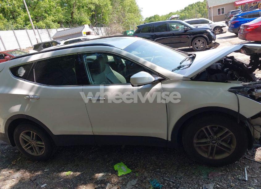 Photo 13 of 2017 Hyundai Santa FE SPORT 2.4L (VIN 5XYZUDLB3HG441370)